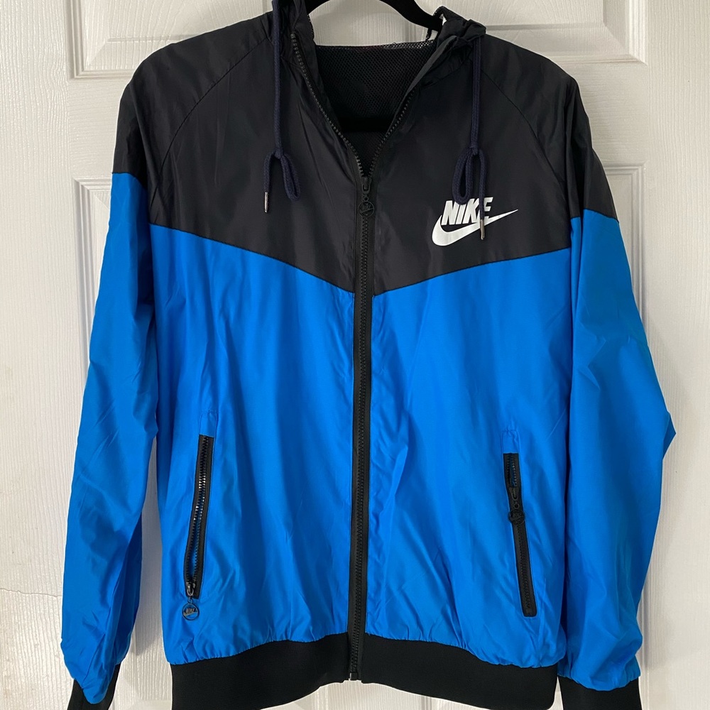 NIKE Windbreaker